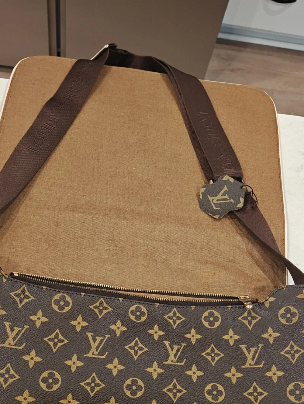 Louis Vuitton louis vuitton